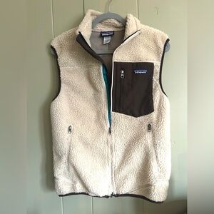Patagonia Cream Fleece Vest with brown and teal Accents